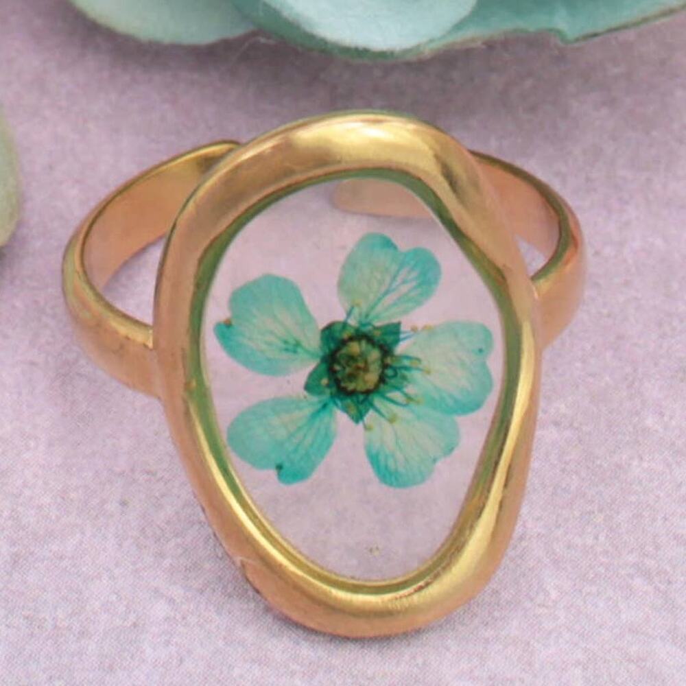 Blue Dried Flower Ring – Oval Gold Botanical Statement Ring